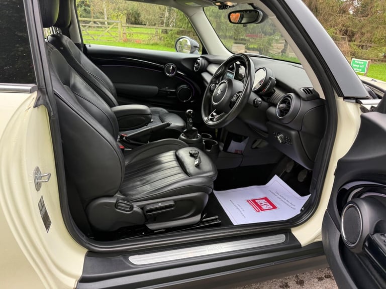 2019 MINI Hatch 1.5 Cooper Exclusive Euro 6 (s/s) 3dr HATCHBACK Petrol Manual