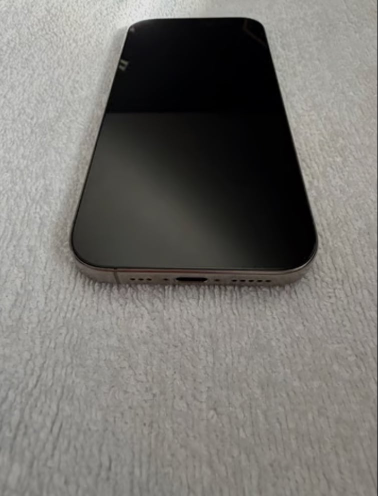 iPhone 16 pro 256gb