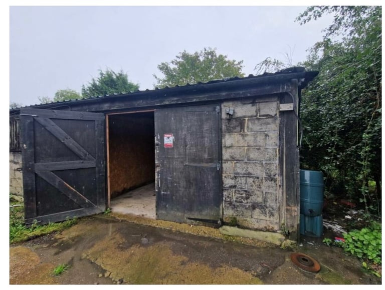 STORAGE UNITS TO RENT NEAR ME STANSTED PUCKERIDGE BISHOPS STORTFORD WARE BUNTINGFORD