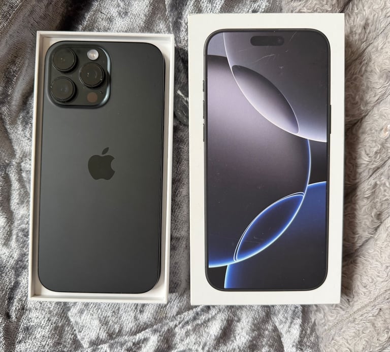 iPhone 16 Pro Max 