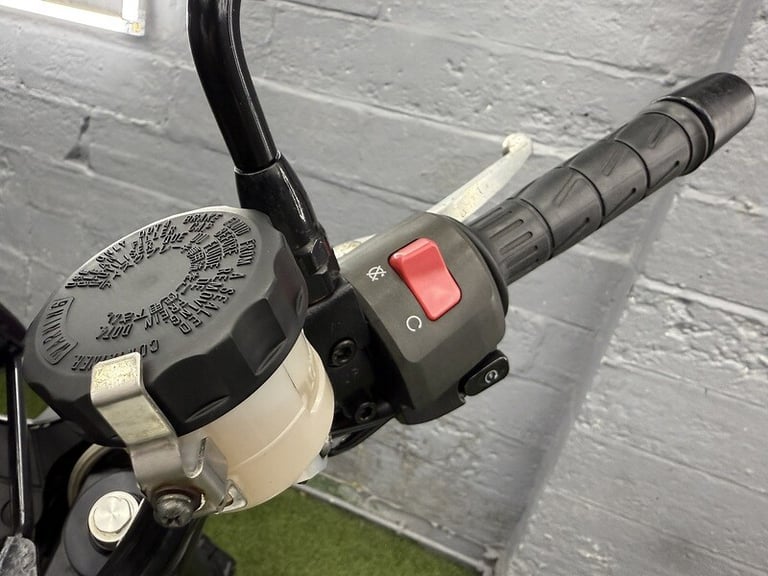 2009 Kawasaki Z750 750cc Other Petrol Manual