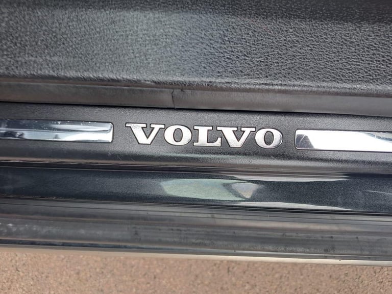 2013 Volvo XC90 2.4 D5 R-Design Nav Geartronic 4WD Euro 5 5dr ESTATE Diesel Automatic
