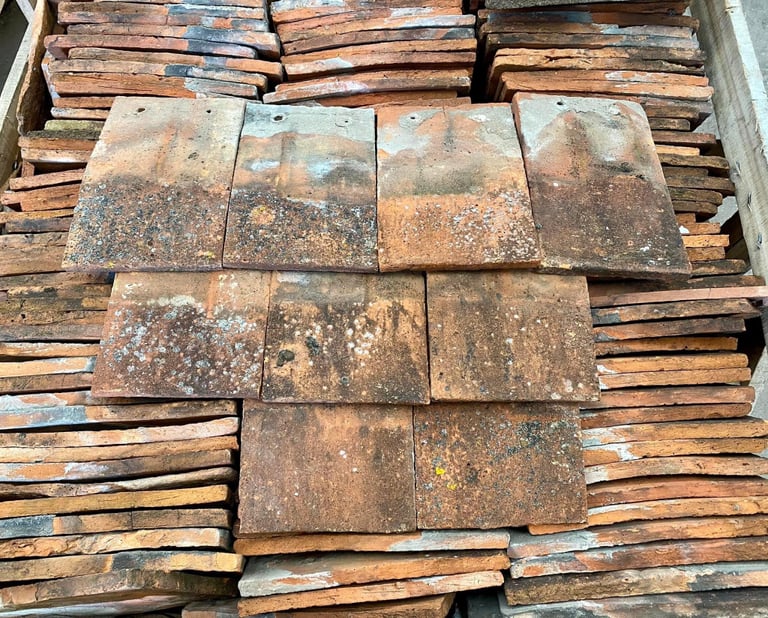 RECLAIMED WEATHERED CLAY PEG TILES - 2200 AVAILABLE 