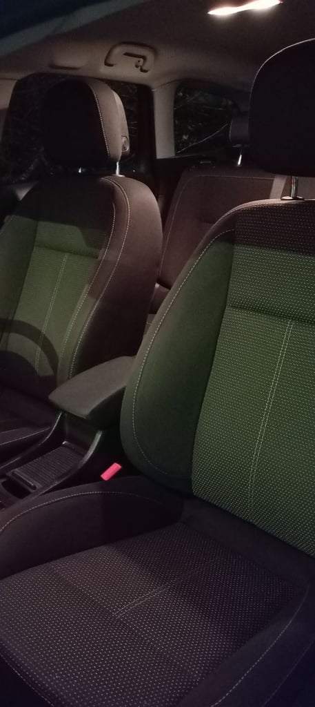 Vauxhall, ASTRA, Estate, 2012, Auto, Automatic, 1956 (cc), 5 doors, 2 Keys