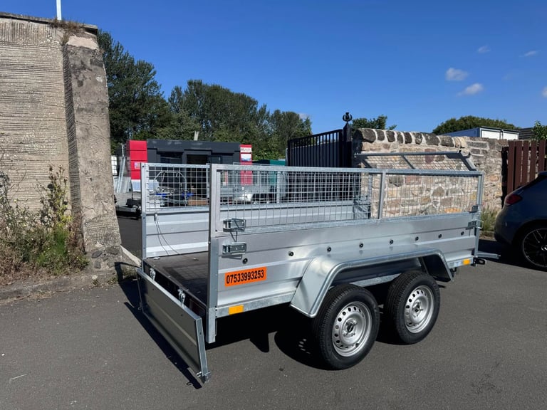 BRAND NEW 8,7ft x 4,2ft TWIN AXLE TRAILER WITH 40CM MESH