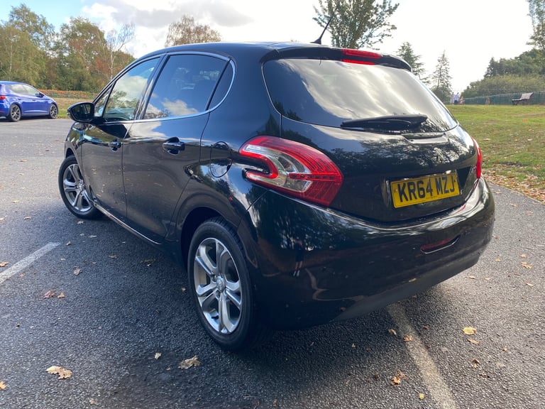 Peugeot, 208, Hatchback, 2014, Manual, 1199 (cc), 5 doors
