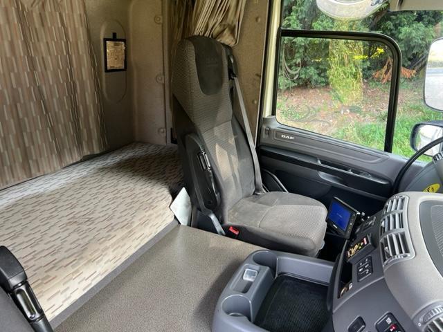 2016 16 DAF CF 400 Euro 6 6x2 sleeper cab 21ft6 dropside FASSI F155 remote crane