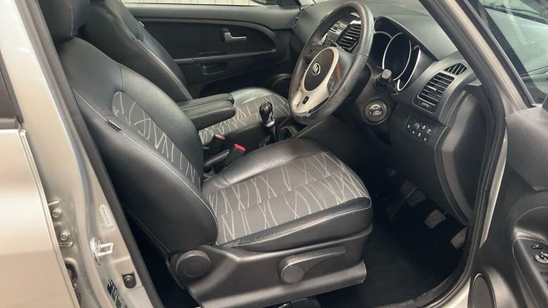 2013 Kia Venga 1.6 EcoDynamics 3 Euro 5 (s/s) 5dr HATCHBACK Petrol Manual