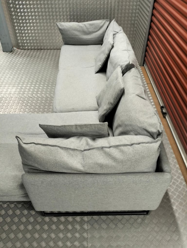 MADE CORNER SOFA DELIVERY AVAILABLE TODAY 