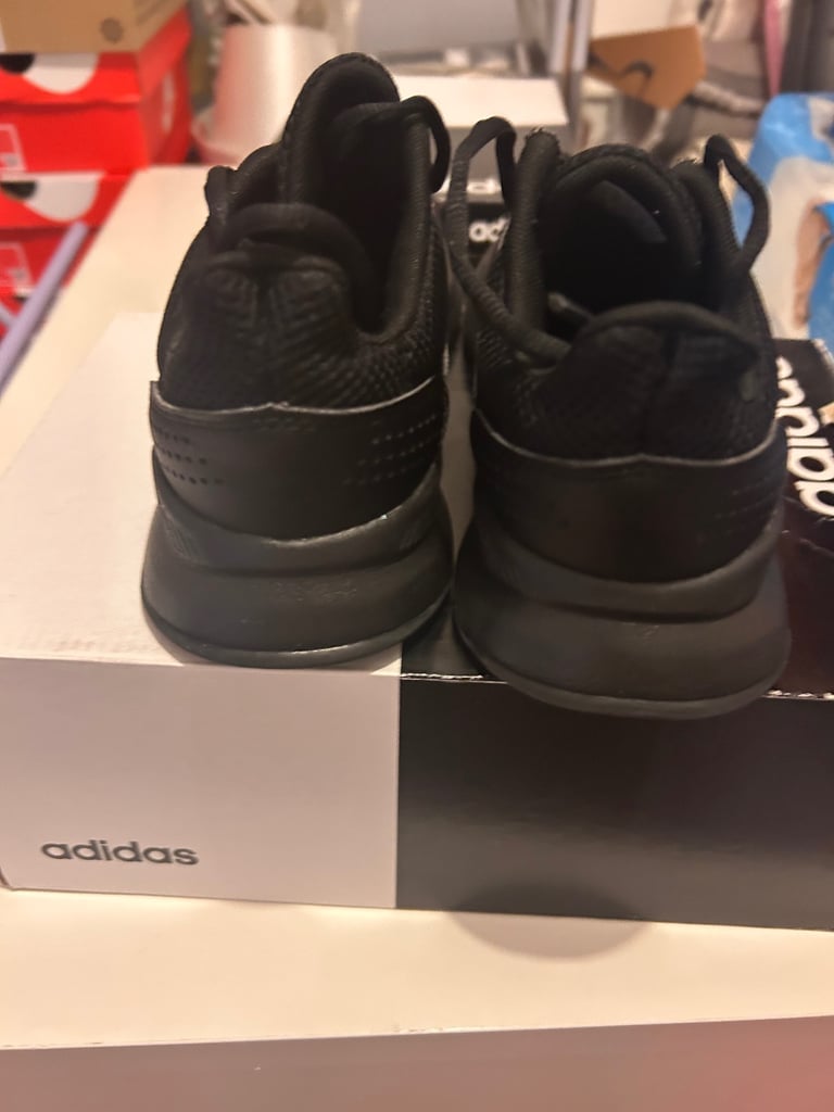 Ladies trainers