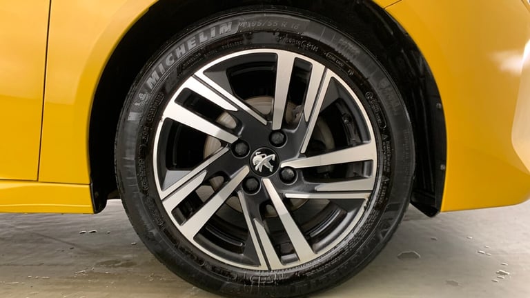 2023 Peugeot 208 1.2 PureTech Active Premium + Hatchback 5dr Petrol Manual Euro 6 (s/s) (75  Hatc...