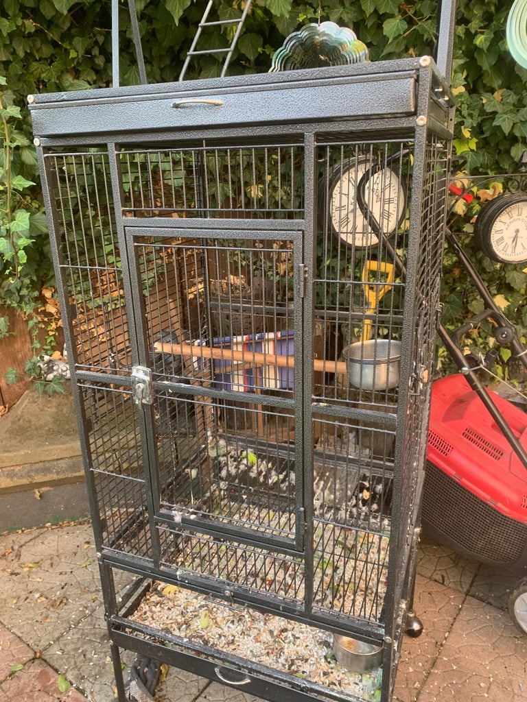 As new parrot cage 