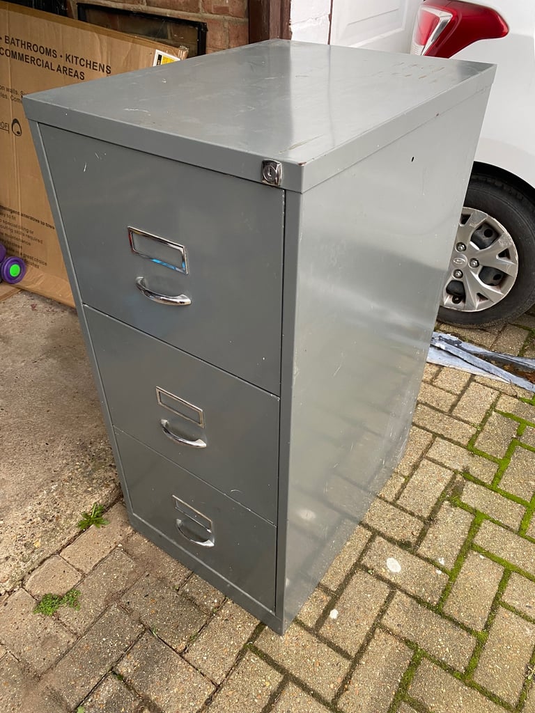 Bisley 3 draw office or tool storage drawer 