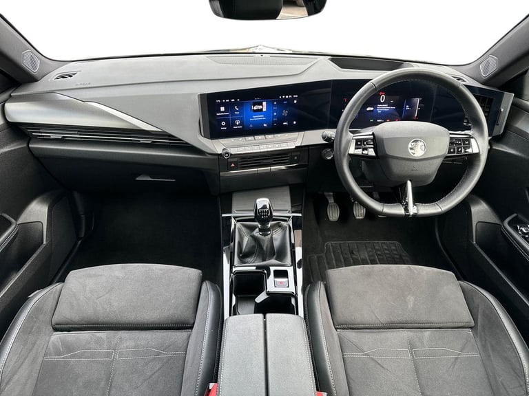 2024 Vauxhall Astra Astra 1.2T Ultimate 5dr Hatchback Petrol Manual