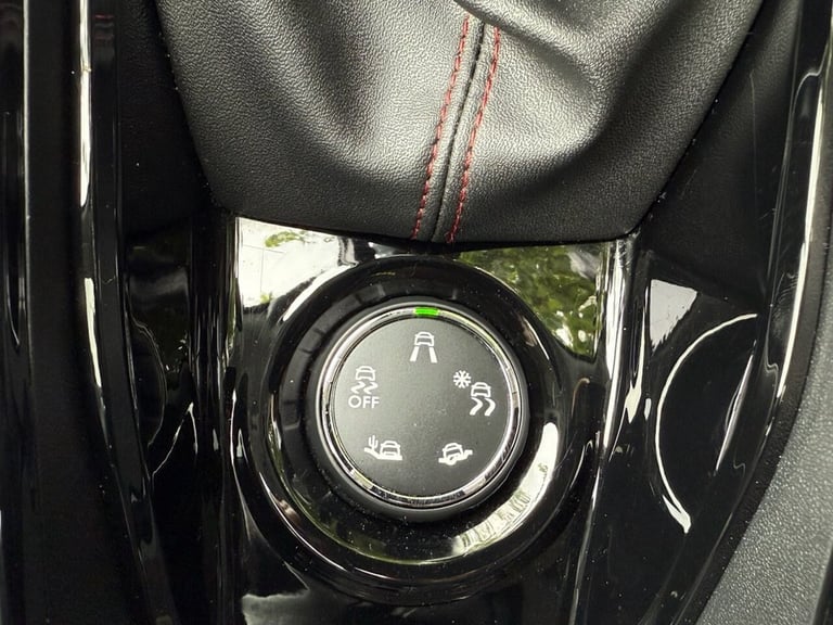 2017 Peugeot 2008 1.6 BlueHDi GT Line SUV 5dr Diesel Manual Euro 6 (s/s) (120 ps) HATCHBACK Diese...