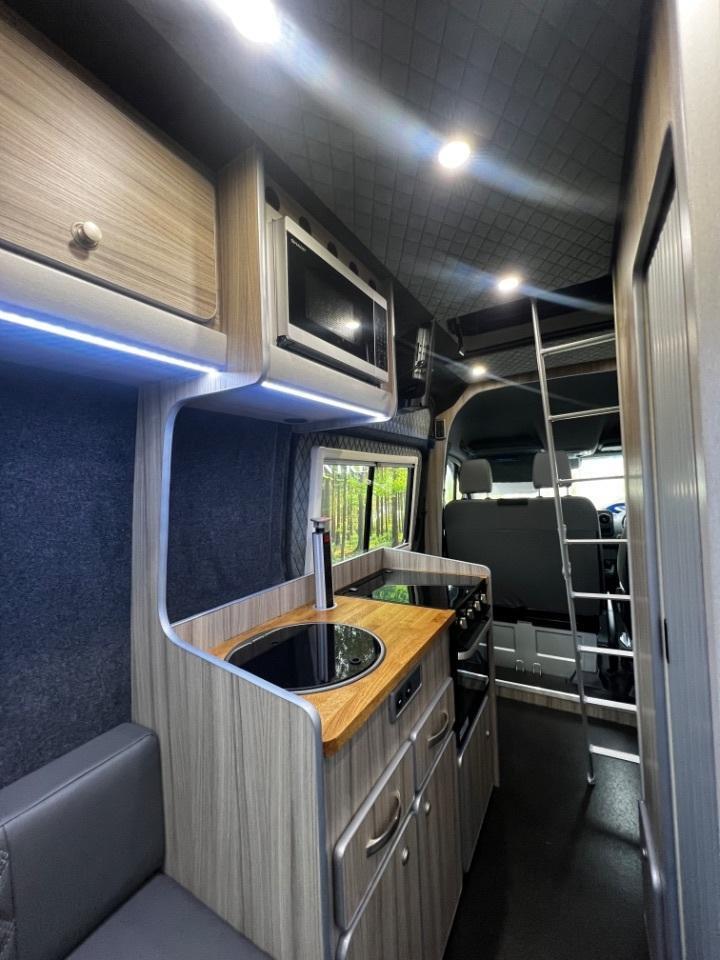 2021 Mercedes Benz Sprinter 3.5t H1 Premium motorhome campervan 5 door Motorh...