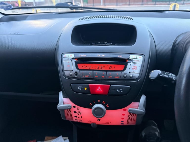 2013 Toyota AYGO 1.0 VVT-i Fire 5dr [AC] HATCHBACK PETROL Manual