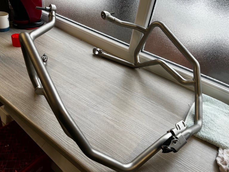 Triumph Tiger 900 Upper engine protection bars 
