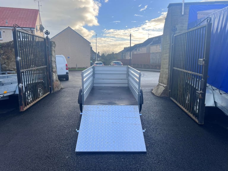 BRAND NEW 6FT X 4FT SINGLE AXLE DOUBLE BROADSIDE TRAILER WITH RAMP
