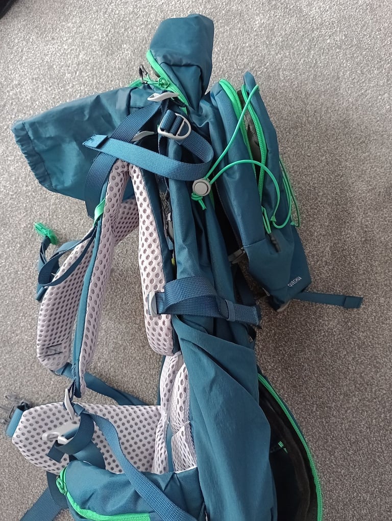 Quechua backpack rucksack 