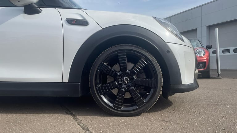 2023 MINI Hatch 2.0 Cooper S Resolute Edition 3dr Auto [Nav Pack] HATCHBACK PETROL Automatic