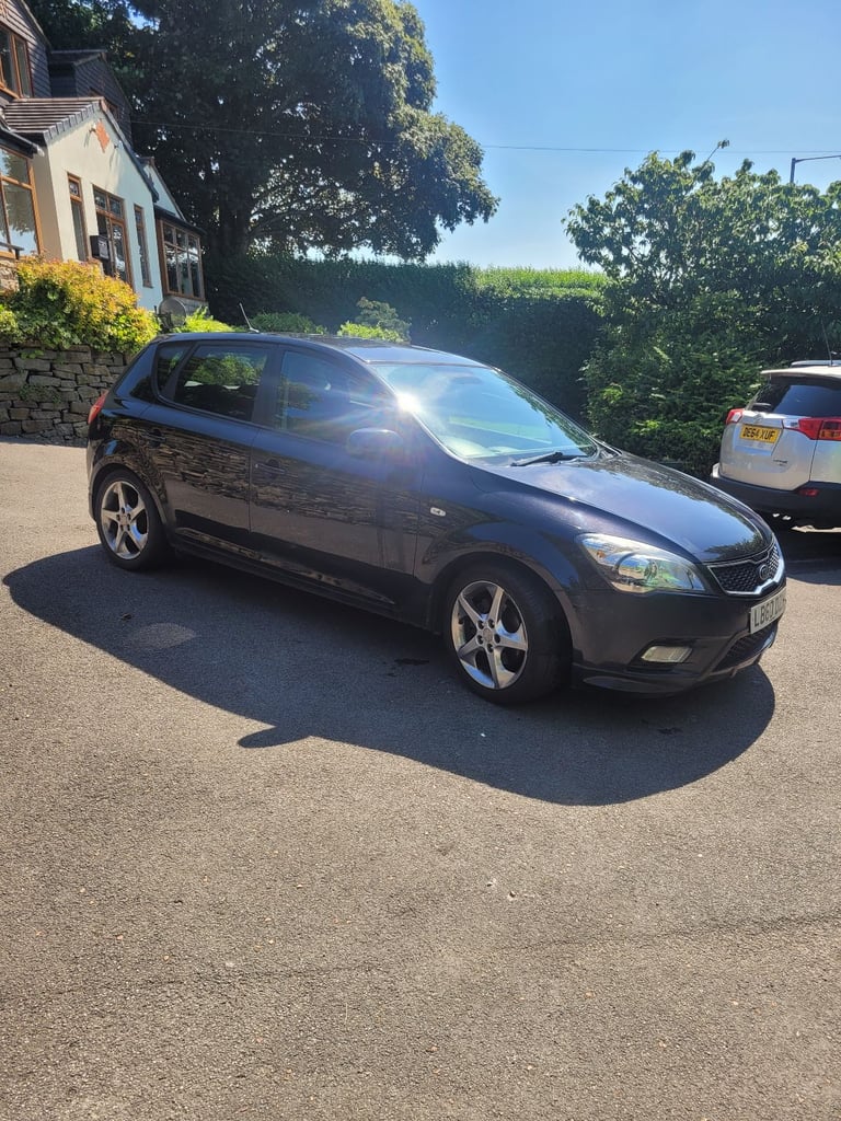 Kia, CEED, Hatchback, 2010, Manual, 1582 (cc), 5 doors