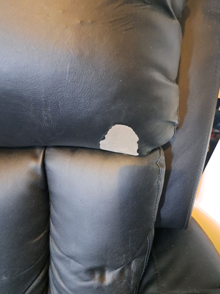 Reclining chair 