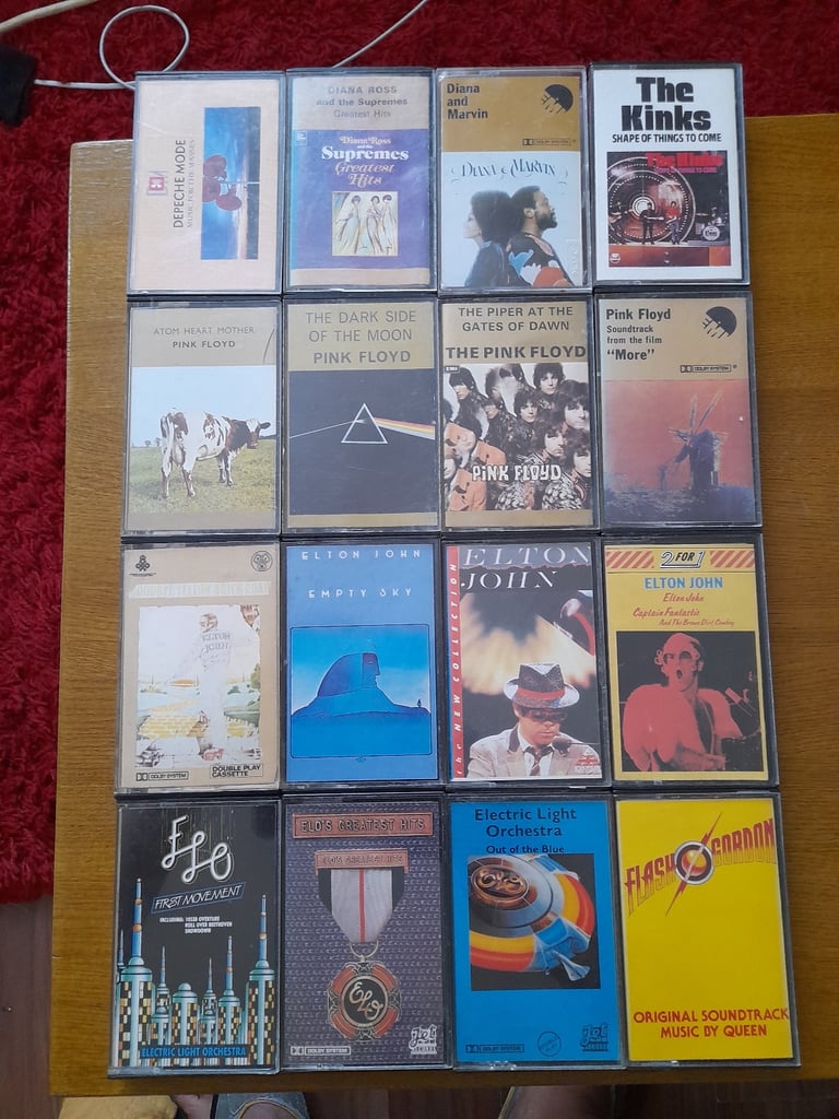 Cassettes loads of tapes