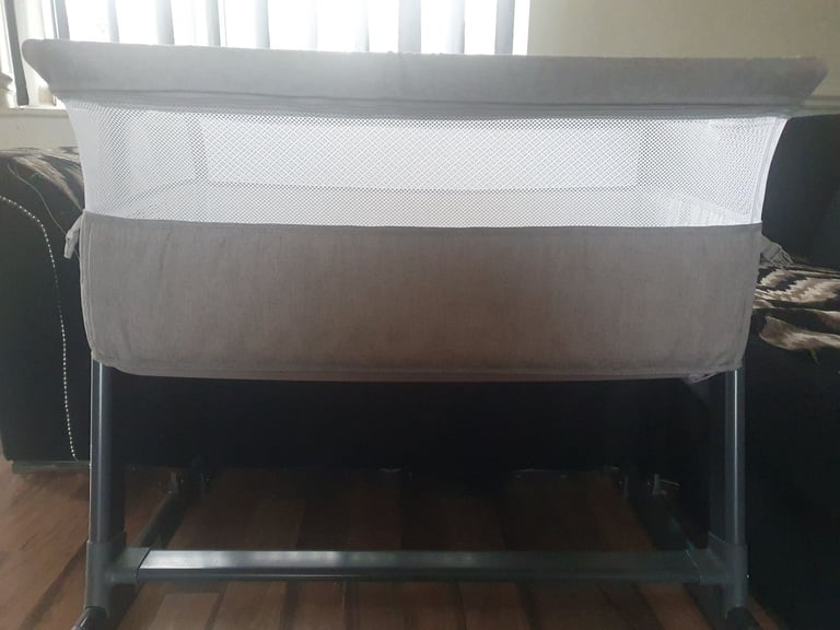 image for Baby crib cot like new