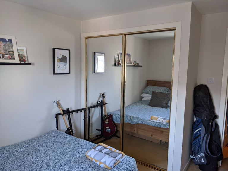 2 bed flat on Apsley Street, Partick