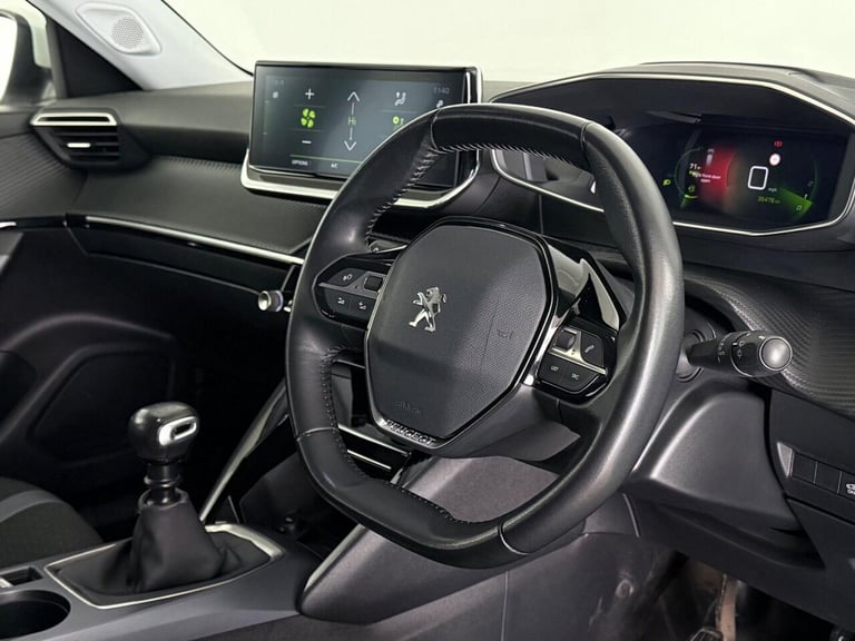 2020 Peugeot 2008 1.2 PureTech Allure Premium Euro 6 (s/s) 5dr HATCHBACK Petrol Manual