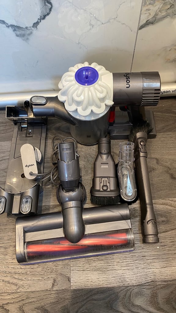 image for Dyson V6(new battery)Cordless Handheld Vacuum. 