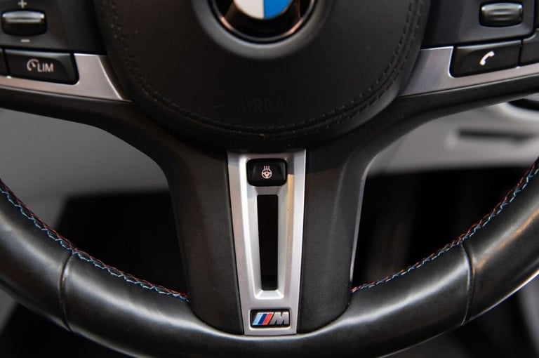 2018 BMW M5 4.4 V8 Saloon 4dr Petrol Steptronic xDrive Euro 6 (s/s) (600 ps) Saloon Petrol Automatic