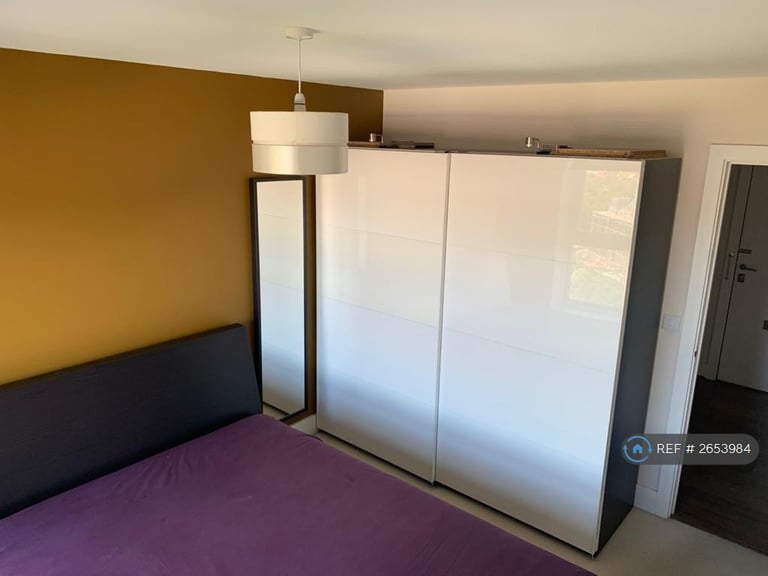 2 bedroom flat in Alencon Link, Basingstoke, RG21 (2 bed) (#2653984)