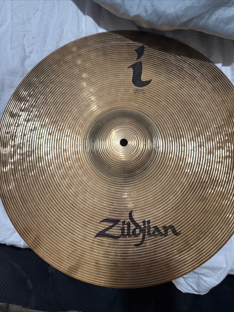 image for Zildijan i series crash 18 inch