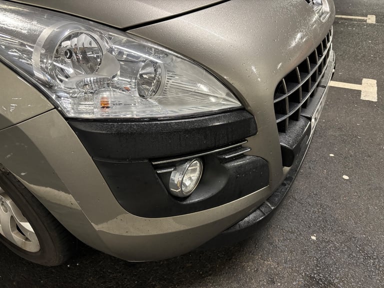 Peugeot, 3008, Hatchback, 2012, Manual, 1560 (cc), 5 doors