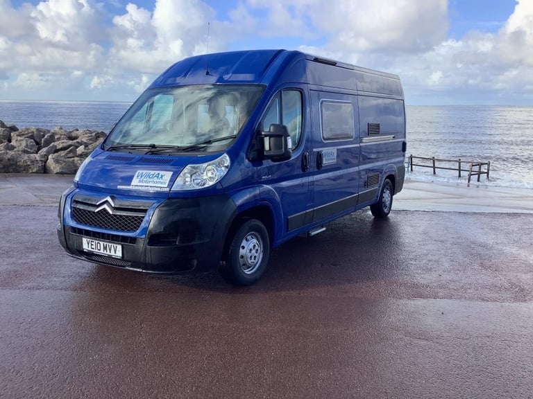 2010 (10) WILDAX AURORA FIXED BED Campervan