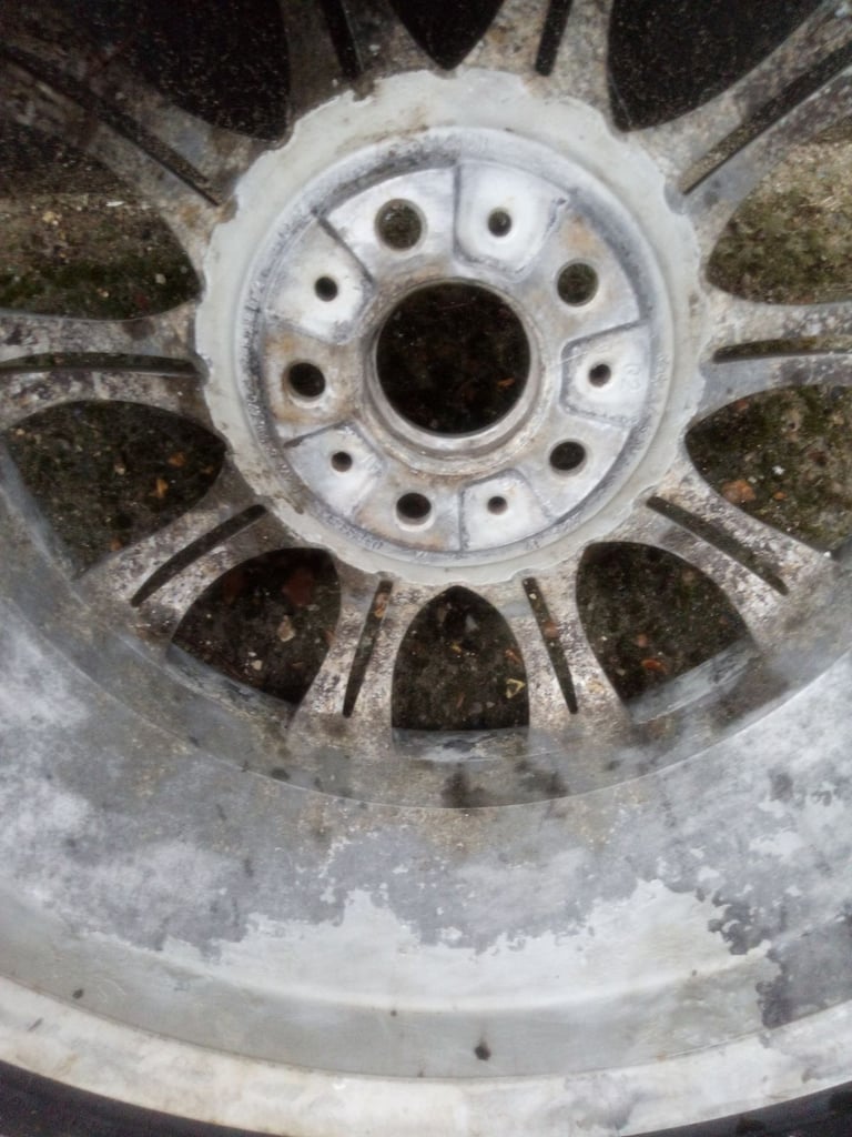  BMW  18" Alloy Wheels E85 E86 E82 Z4 225/40 ZR18 7896490 8j x 18 EH2 SILVER used 