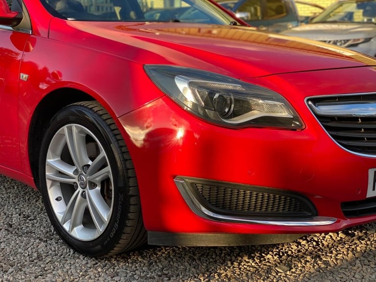 2015 Vauxhall Insignia 2.0 CDTi Design Nav Sports Tourer Auto Euro 6 5dr Estate Diesel Automatic