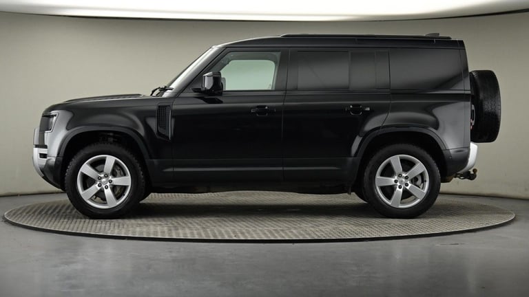 2022 Land Rover Defender 110 3.0 D300 MHEV HSE Hard Top SUV 5dr Diesel Auto 4WD MWB Euro 6 (s/s) ...