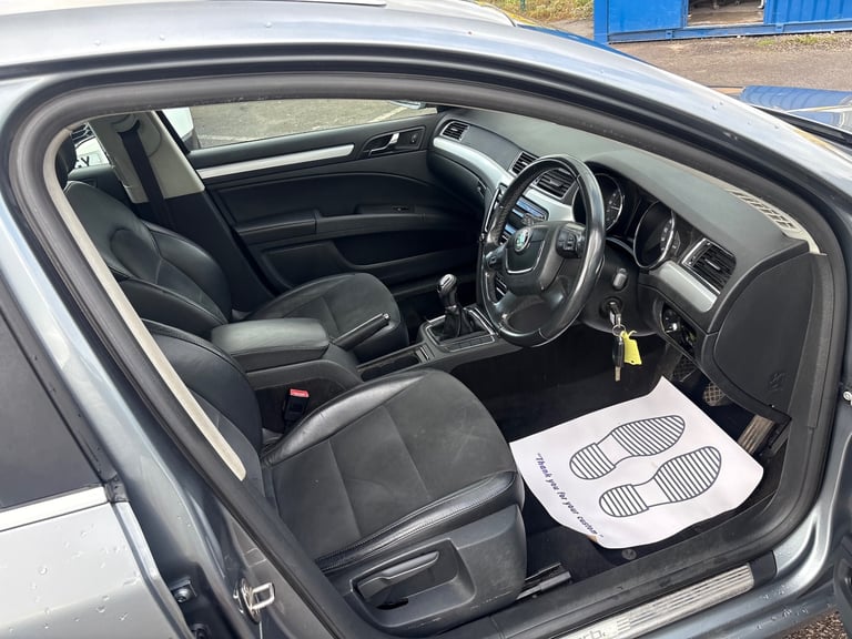 2011 Skoda Superb 2.0 TDI CR 170 SE 5dr ESTATE Diesel Manual