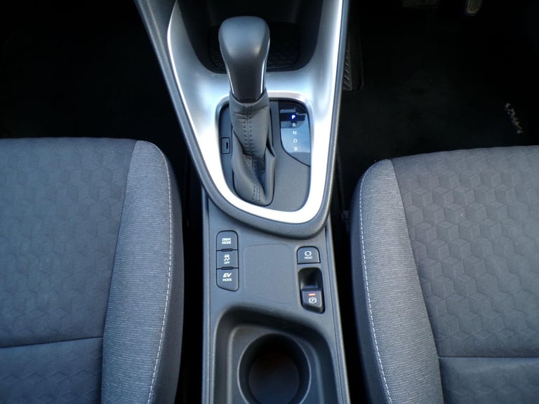 2021 Toyota Yaris 1.5 VVT-h Design Hatchback 5dr Petrol Hybrid E-CVT Euro 6 (s/s) (116 ps) HATCHB...