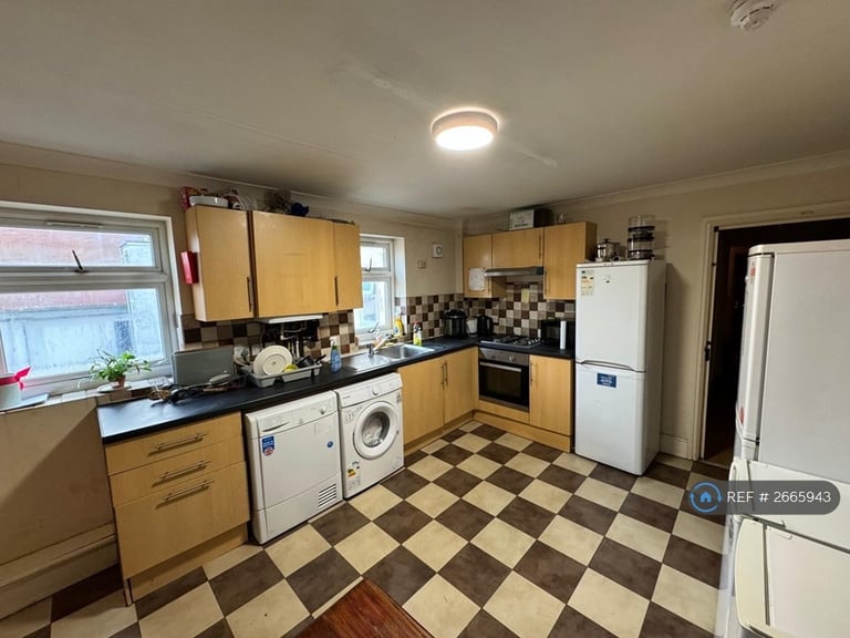 1 bedroom in Palmerston Road, Southampton, SO14 (#2665943)