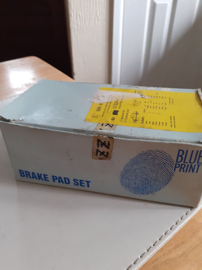 Subaru front brake pads 