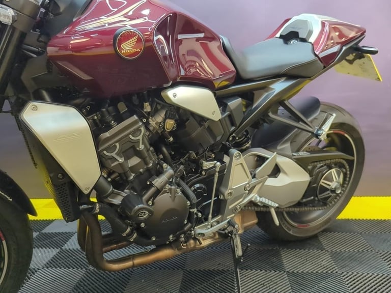 Honda CB 1000 R 2023 Low Miles Extras Fitted Stunning Colour