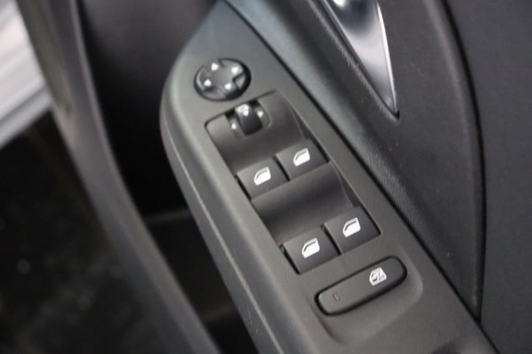 2022 Vauxhall Corsa 1.2 Elite Edition 5dr Hatchback Petrol Manual