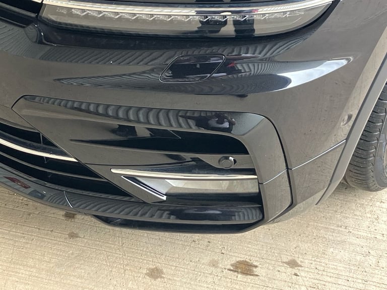 2017 Volkswagen Tiguan 2.0 TDi 150 4Motion R-Line 5dr SUV DIESEL Manual