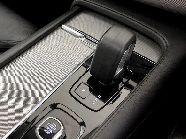 2022 Volvo XC90 2.0h T8 Recharge 18.8kWh Plus Auto 4WD Euro 6 (s/s) 5dr Automatic SUV Hybrid Auto...