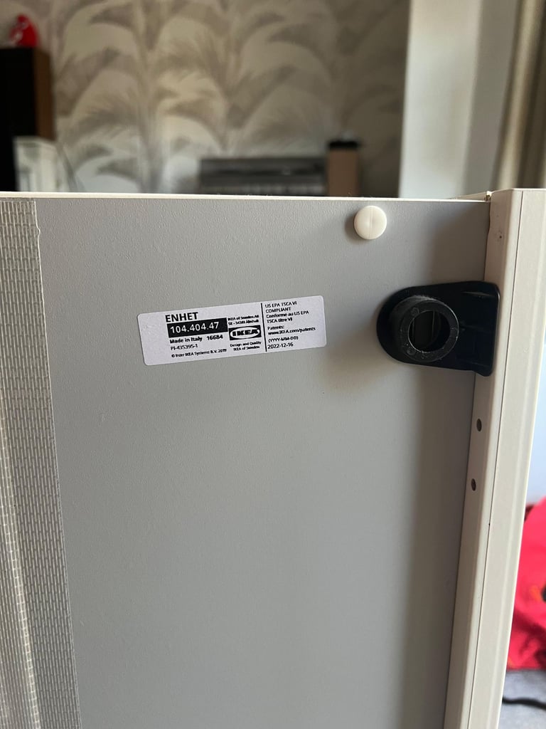 2x IKEA ENHET WALL CABINETS