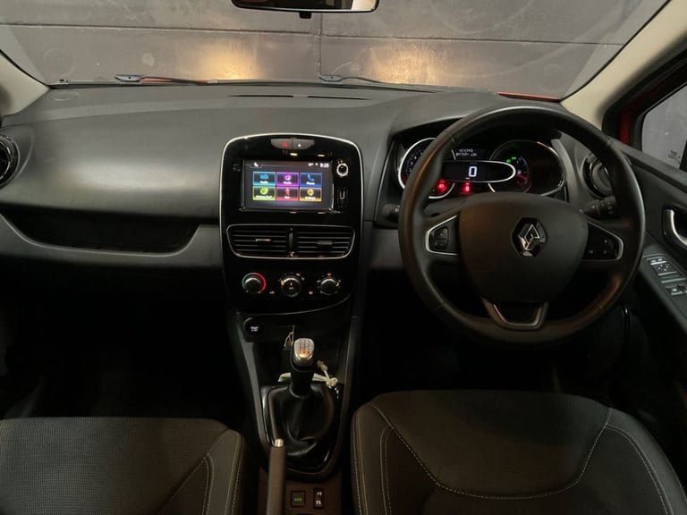 2018 Renault Clio 0.9 TCe Iconic Hatchback 5dr Petrol Manual Euro 6 (s/s) (90 ps) Hatchback Petro...